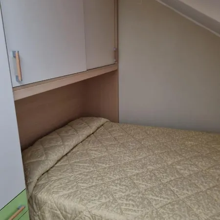 Casa Surace * 布鲁吉里奥