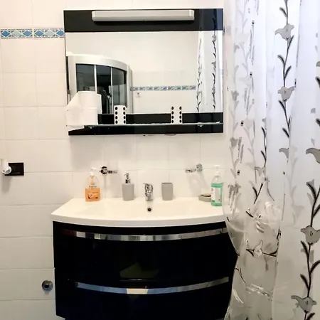 Alojamento de Acomodação e Pequeno-almoço Casa Surace Brugherio